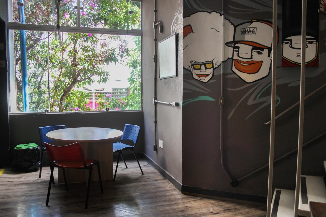 Hostel Savassi Белу-Оризонті Екстер'єр фото